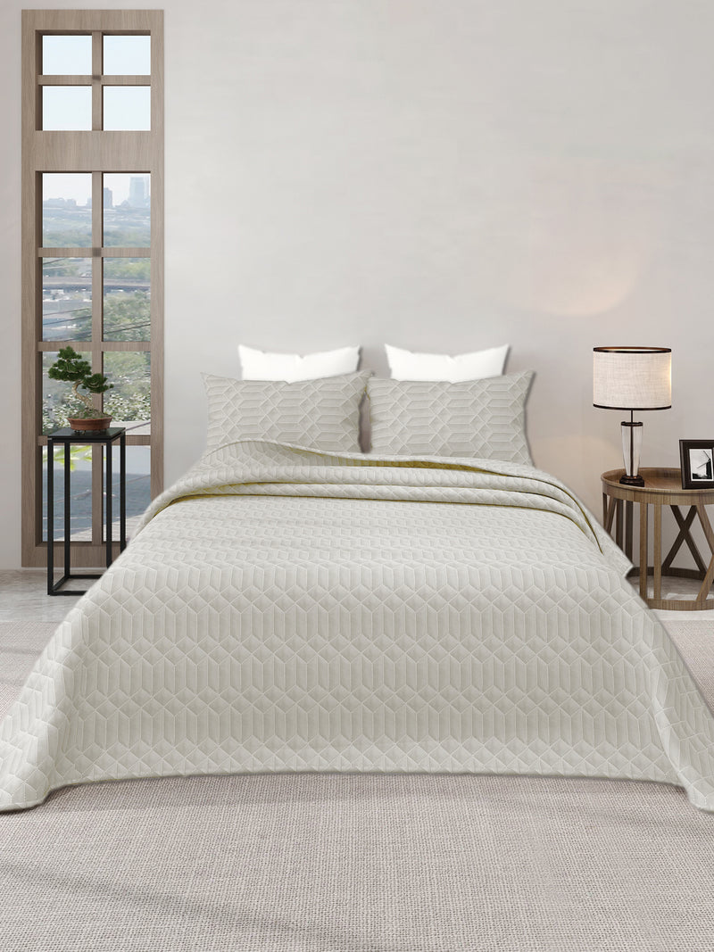LABHAM® Azure Quilted King Bedcover Set – 300 GSM EverTouch™ Microfibre with LazerTech™ Quilting, 2 Pillow Covers & Storage Bag – Ivory