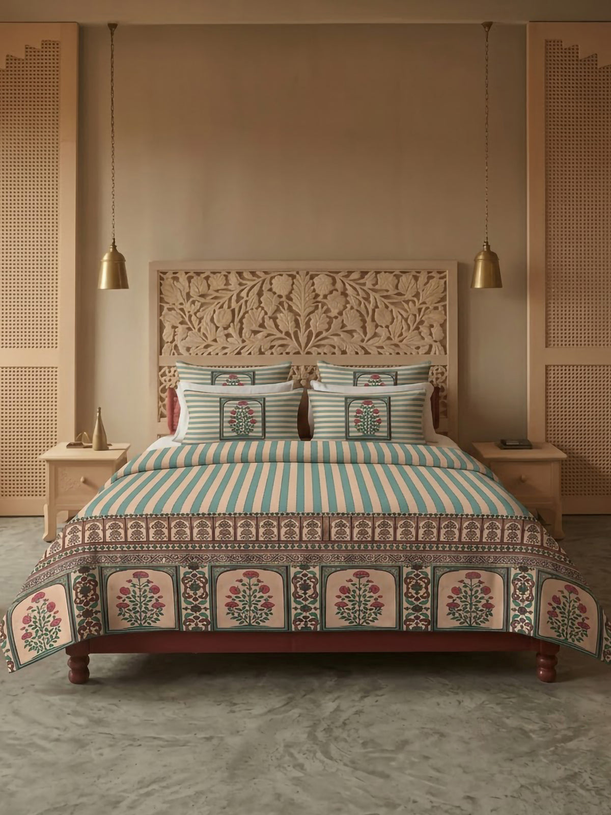 LABHAM Heritage 200TC Natura Soft Bedsheet Set With 2 Matching Pillow Covers - King Size