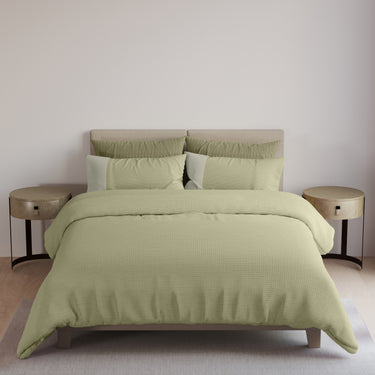 Ornate-250 GSM 100% Viscose Bed Cover