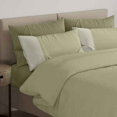 Ornate-250 GSM Knitted Linen Look Bed Cover