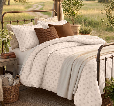 SERENITY 300GSM Multi Needle Motif Embroidered Quilt Bed Cover Set with 2 Pillow Covers – King Size
