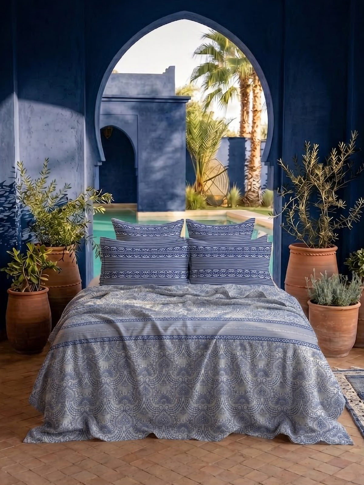 LABHAM Indigo 200TC Natura Soft Bedsheet Set With 2 Matching Pillow Covers - King Size