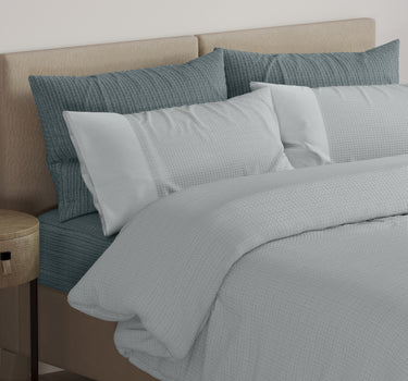 Ornate-250 GSM Knitted Linen Look Bed Cover