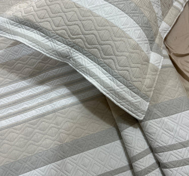 Egyptian Cotton King Bedcover With 2 Pillow Covers And Multipurpose Bag