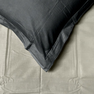 Machester -Solid King size Bedsheet Set