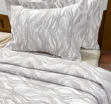 Egyptian Cotton King Bedcover With 2 Pillow Covers And Multipurpose Bag