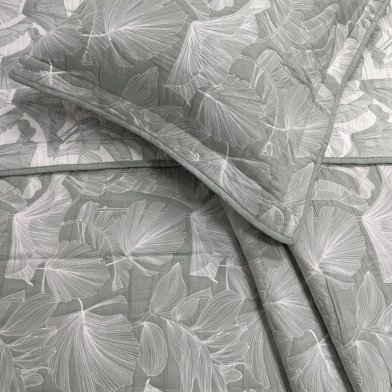 Egyptian Cotton King Bedcover With 2 Pillow Covers And Multipurpose Bag knitted texture detail