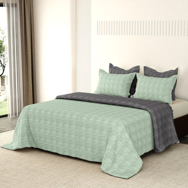 Aura Multi Needle Quilted, Reversible Bedcover (Pistachio & Grey)