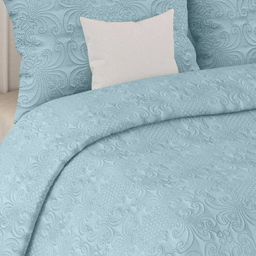 Sensation Quilted Bedcover cum AC comforter Set with 2 Pillow Covers.(Sky)