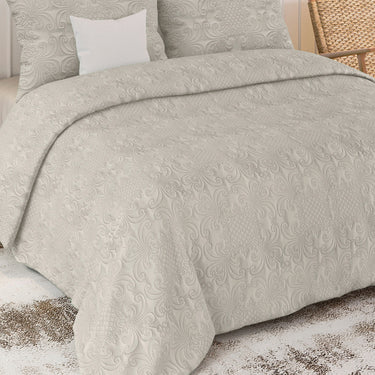 Sensation Quilted Bedcover cum AC comforter Set with 2 Pillow Covers.(Cream)
