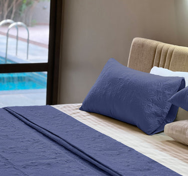 Sensation Quilted Bedcover cum AC comforter Set with 2 Pillow Covers.(BlueBerry)