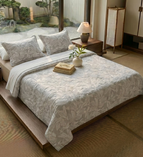 Egyptian Cotton King Bedcover With 2 Pillow Covers And Multipurpose Bag used as a lightweight dohar