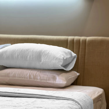Sensation Quilted Bedcover cum AC comforter Set with 2 Pillow Covers.(White)
