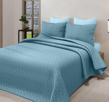 LABHAM® Azure King Size Bedcover Set - 300GSM Quilted, (90"x108") Super Soft, Durable, Easy Care, Bedspread with 2 Pillow Covers & Storage Bag (Sky)