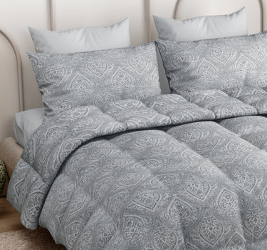 LABHAM Everyday 180TC 4Pc King Size Bedding Set - 100% Cotton, Super Soft with All Season Comfort (Paisley Motifs - Silver)