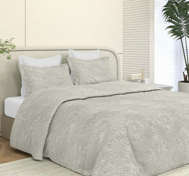 Sensation Quilted Bedcover cum AC comforter Set with 2 Pillow Covers.(Beige)