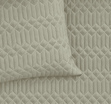 LABHAM® Azure Microfiber King Size Bedcover Set - 300GSM Ultra Sonic Quilted, (90"x108") Super Soft, Durable, Easy Care, Bedspread with 2 Pillow Covers & Storage Bag (Ivory)