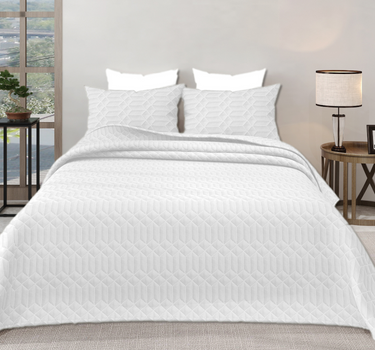 LABHAM® Azure Microfiber King Size Bedcover Set - 300GSM Ultra Sonic Quilted, (90"x108") Super Soft, Durable, Easy Care, Bedspread with 2 Pillow Covers & Storage Bag (White)