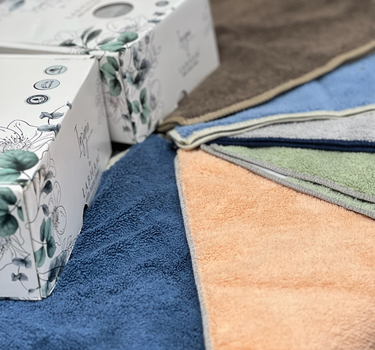 Insignia 450GSM High Absorbent, Super Soft, Anti Microbial, Bath Towel (75cm x 150cm), Blush