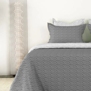 Rangriti - King Size Reversible Bedcover Set (Grey & Silver)