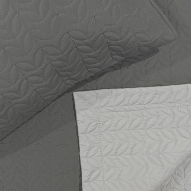 Rangriti - King Size Reversible Bedcover Set (Grey & Silver)
