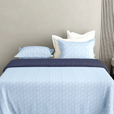 Aura king Size Reversible Bedcover Comforter (Sky Blue)