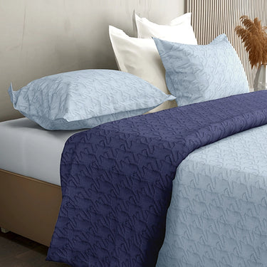 Aura king Size Reversible Bedcover Comforter (Sky Blue)