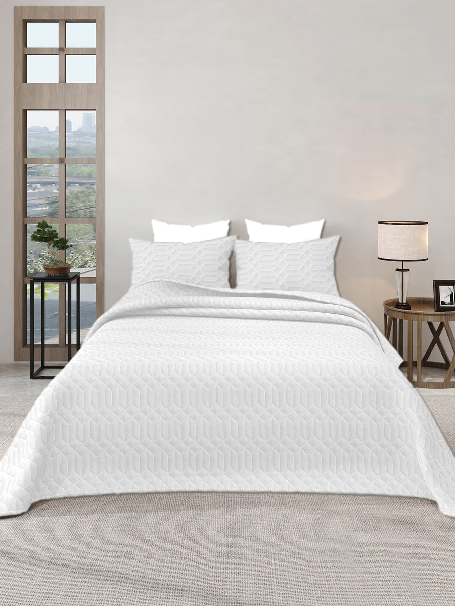 LABHAM® Azure Quilted King Bedcover Set – 300 GSM EverTouch™ Microfibre with LazerTech™ Quilting, 2 Pillow Covers & Storage Bag – White — view 2