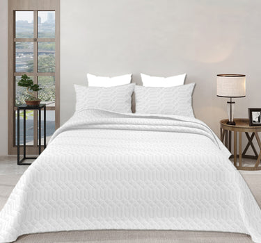 LABHAM® Azure King Size Bedcover Set - 300GSM Quilted, (90"x108") Super Soft, Durable, Easy Care, Bedspread with 2 Pillow Covers & Storage Bag (White)