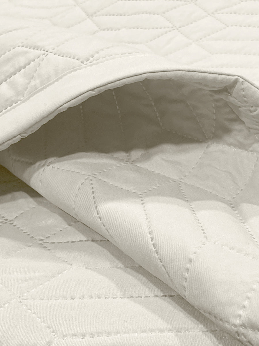 LABHAM® Azure Quilted King Bedcover Set – 300 GSM EverTouch™ Microfibre with LazerTech™ Quilting, 2 Pillow Covers & Storage Bag – Ivory — view 3