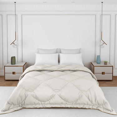 Casper Comforter 300 GSM - Pure Virgin Microfiber, Insulating & Thermal Comfort, Ideal for Winter, with Carry Bag & Contrast Piping (Ivory)