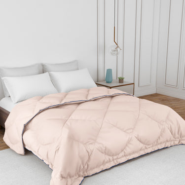 Casper Comforter 300 GSM - Pure Virgin Microfiber, Insulating & Thermal Comfort, Ideal for Winter, with Carry Bag & Contrast Piping (Misty Rose)