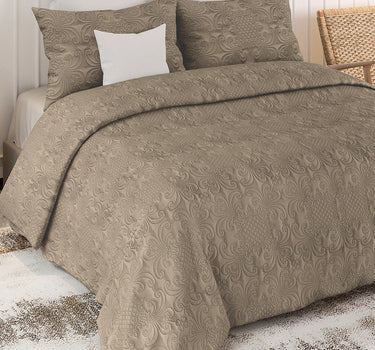 Sensation Quilted Bedcover cum AC comforter Set with 2 Pillow Covers.(Mocha)