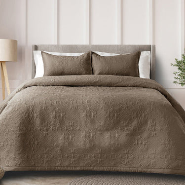 Sensation Quilted Bedcover cum AC comforter Set with 2 Pillow Covers.(Mocha)