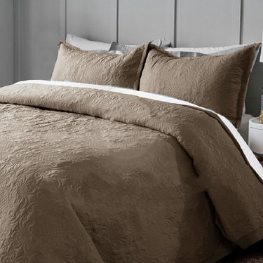 Sensation Quilted Bedcover cum AC comforter Set with 2 Pillow Covers.(Mocha)