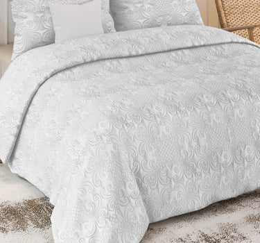 Sensation Quilted Bedcover cum AC comforter Set with 2 Pillow Covers.(White)