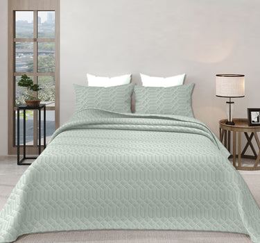 LABHAM® Azure King Size Bedcover Set - 300GSM Quilted, (90"x108") Super Soft, Durable, Easy Care, Bedspread with 2 Pillow Covers & Storage Bag (Pista)