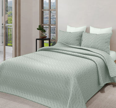 LABHAM® Azure King Size Bedcover Set - 300GSM Quilted, (90"x108") Super Soft, Durable, Easy Care, Bedspread with 2 Pillow Covers & Storage Bag (Pista)