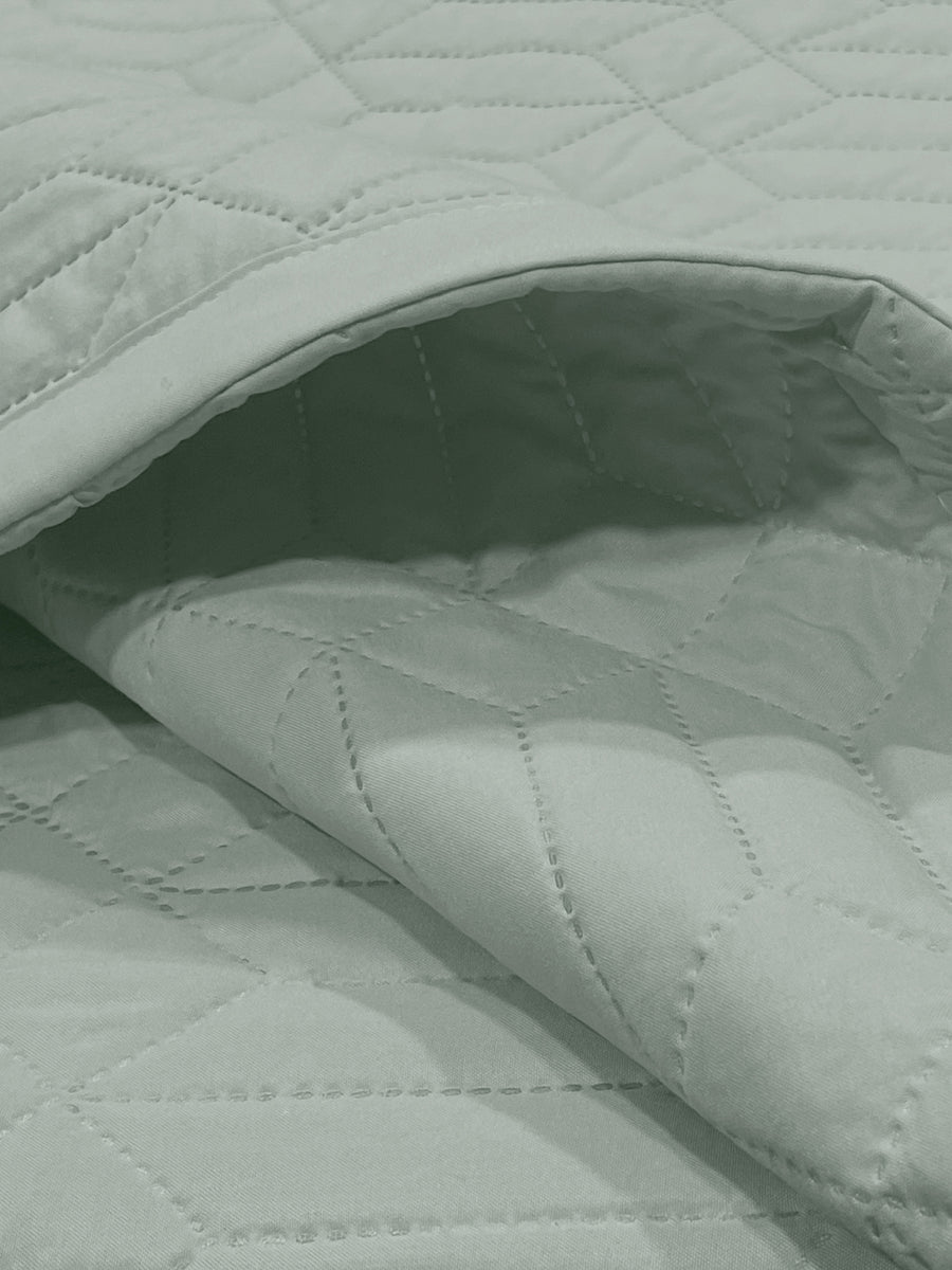 LABHAM® Azure Quilted King Bedcover Set – 300 GSM EverTouch™ Microfibre with LazerTech™ Quilting, 2 Pillow Covers & Storage Bag – Pista — view 3