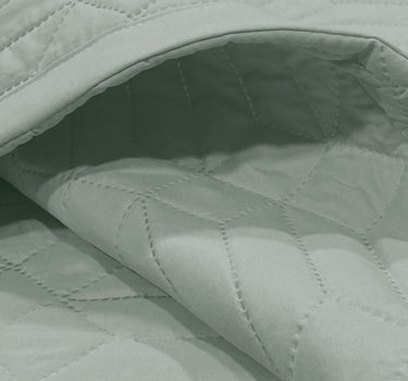 LABHAM® Azure King Size Bedcover Set - 300GSM Quilted, (90"x108") Super Soft, Durable, Easy Care, Bedspread with 2 Pillow Covers & Storage Bag (Pista)