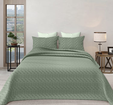 LABHAM® Azure King Size Bedcover Set - 300GSM Quilted, (90"x108") Super Soft, Durable, Easy Care, Bedspread with 2 Pillow Covers & Storage Bag (Sage)