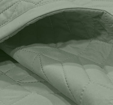 LABHAM® Azure King Size Bedcover Set - 300GSM Quilted, (90"x108") Super Soft, Durable, Easy Care, Bedspread with 2 Pillow Covers & Storage Bag (Sage)