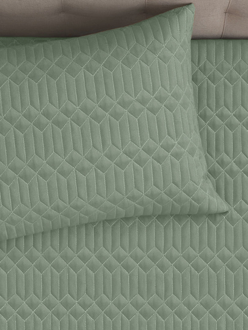 LABHAM® Azure Quilted King Bedcover Set – 300 GSM EverTouch™ Microfibre with LazerTech™ Quilting, 2 Pillow Covers & Storage Bag – Sage — view 6