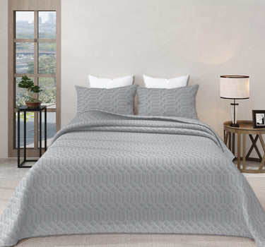 LABHAM® Azure King Size Bedcover Set - 300GSM Quilted, (90"x108") Super Soft, Durable, Easy Care, Bedspread with 2 Pillow Covers & Storage Bag (Silver)