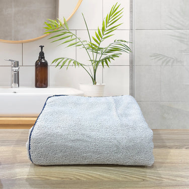 Insignia 450GSM High Absorbant, Super Soft, Anti Microbial, Bath Towel (75cm x 150cm), Silver