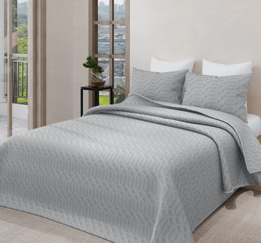 LABHAM® Azure King Size Bedcover Set - 300GSM Quilted, (90"x108") Super Soft, Durable, Easy Care, Bedspread with 2 Pillow Covers & Storage Bag (Silver)