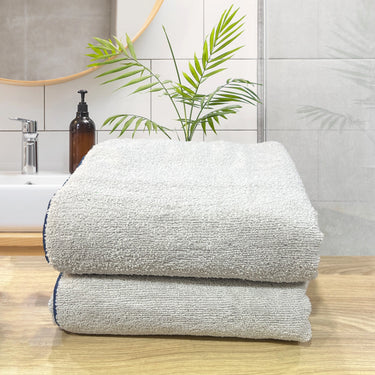 Insignia 450GSM High Absorbant, Super Soft, Anti Microbial, Bath Towel (75cm x 150cm), Silver
