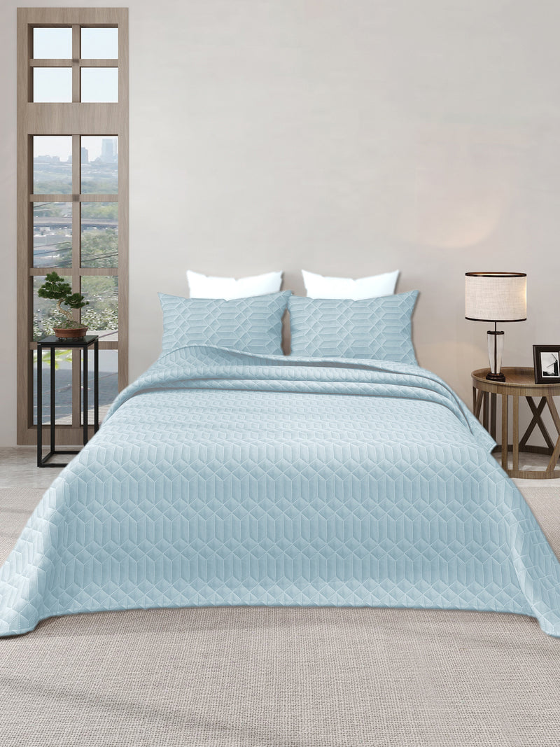 LABHAM® Azure Quilted King Bedcover Set – 300 GSM EverTouch™ Microfibre with LazerTech™ Quilting, 2 Pillow Covers & Storage Bag – Sky