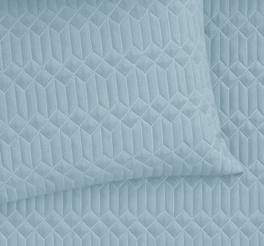 LABHAM® Azure King Size Bedcover Set - 300GSM Quilted, (90"x108") Super Soft, Durable, Easy Care, Bedspread with 2 Pillow Covers & Storage Bag (Sky)