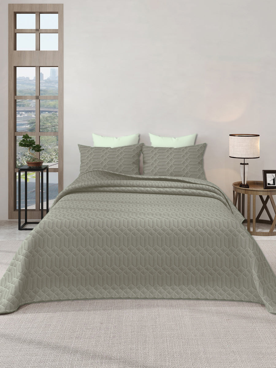 LABHAM® Azure Quilted King Bedcover Set – 300 GSM EverTouch™ Microfibre with LazerTech™ Quilting, 2 Pillow Covers & Storage Bag – Walnut — view 2